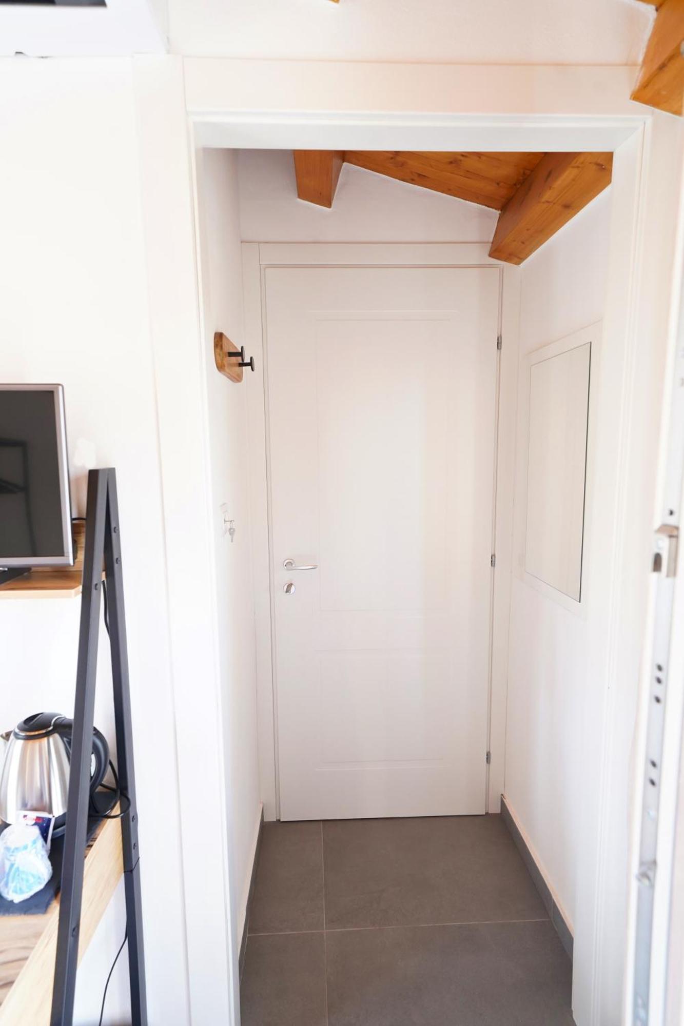 Ducas Rooms And Suite Lascari Exterior foto