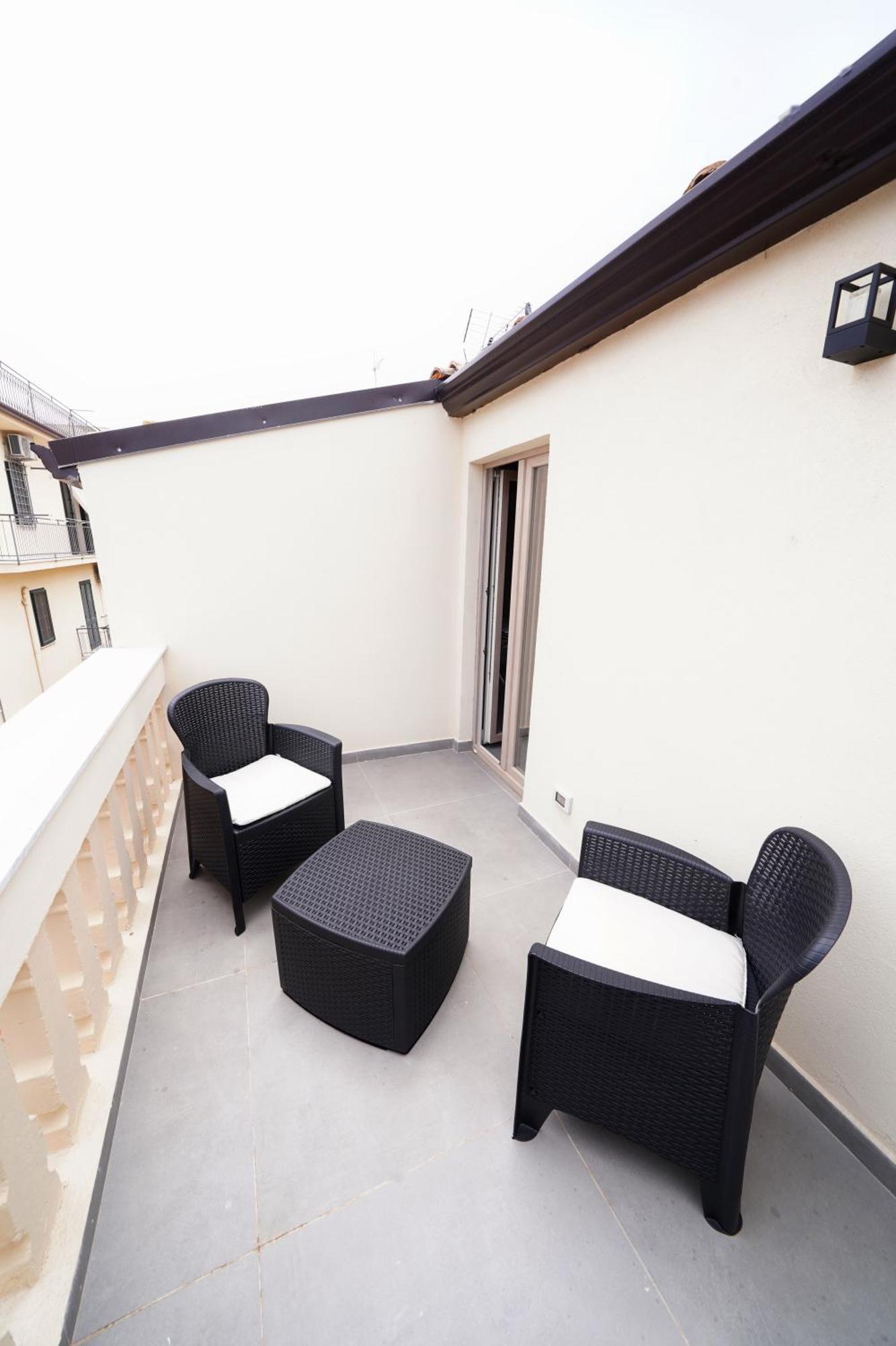 Ducas Rooms And Suite Lascari Exterior foto